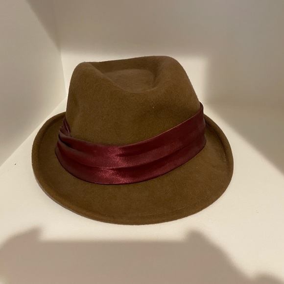 Wool hats - Picture 3 of 3